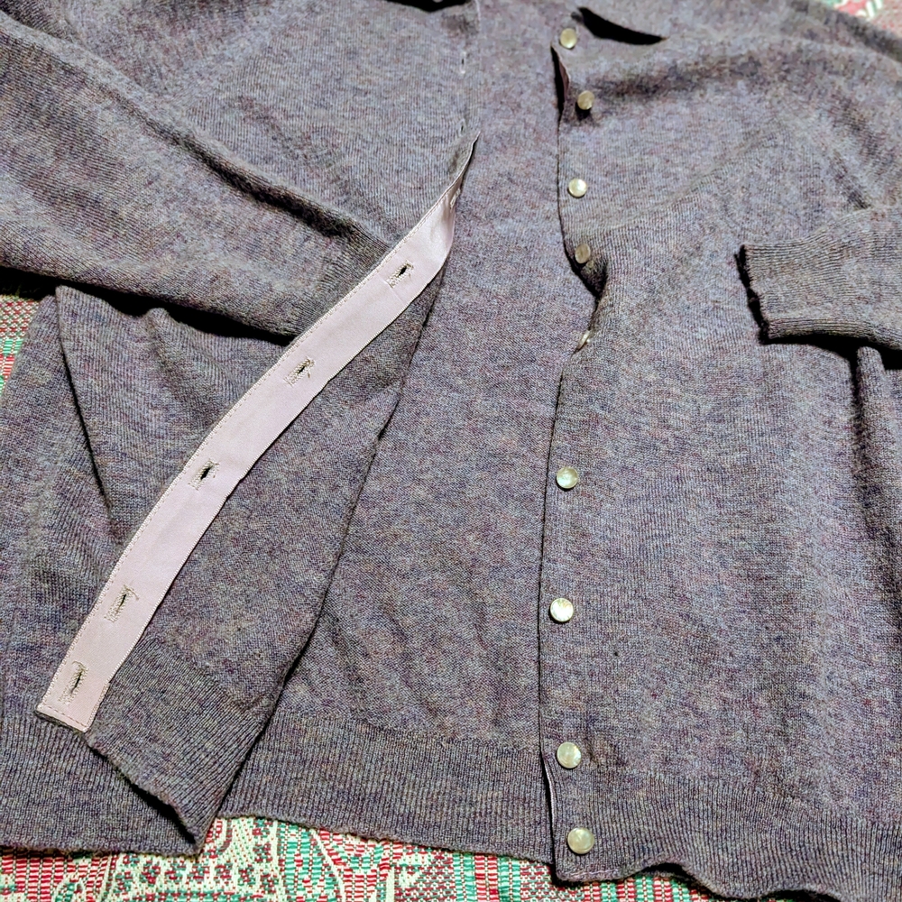 Vintage 100% Wool Grayish Purple Women's Cardigan